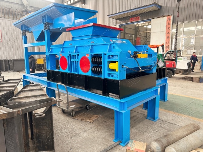 銅礦石破碎機(jī) 銅礦石破碎機(jī)