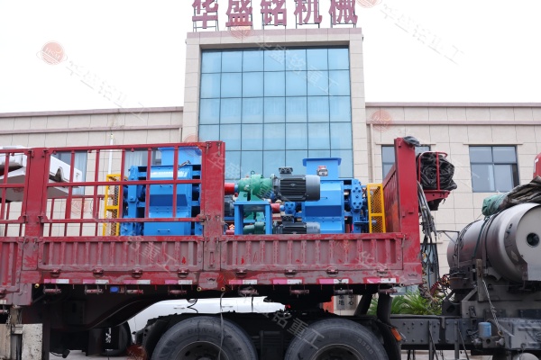 400*400四齒輥破碎機(jī) 400*400四齒輥破碎機(jī)